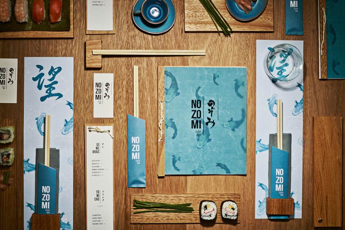 隨著當(dāng)今社會的發(fā)展，越來越多的企業(yè)開始重視整個企業(yè)形象體系的建設(shè)。 但是，近年來，VI設(shè)計(jì)確實(shí)已被越來越多的中小企業(yè)所接受。 在實(shí)際設(shè)計(jì)過程中引入了這樣的系統(tǒng)。 有時您會發(fā)現(xiàn)其中一些設(shè)計(jì)，實(shí)際上，有時它們沒有我們想象的理想，甚至沒有效果。 主要原因是因?yàn)槟氵x定的VI設(shè)計(jì)機(jī)構(gòu)進(jìn)行實(shí)際設(shè)計(jì)時，它們會具有多種標(biāo)準(zhǔn)，即使您選擇的這種設(shè)計(jì)機(jī)構(gòu)的水平也相對較低，因此他們的設(shè)計(jì)最終還是不能令人滿意的，因此如何選